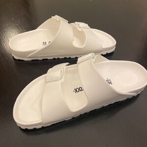 Birkenstock Arizona - like new!